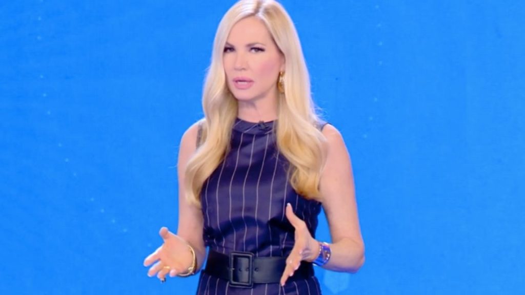 federica panicucci mattino cinque