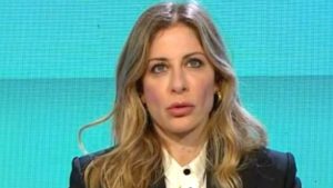 Belve: l’ospite dà buca alla Fagnani prima dell’ultima puntata