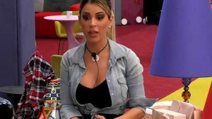 GF Vip, si abbatte la censura sui look: via i tatuaggi e orecchini agli uomini