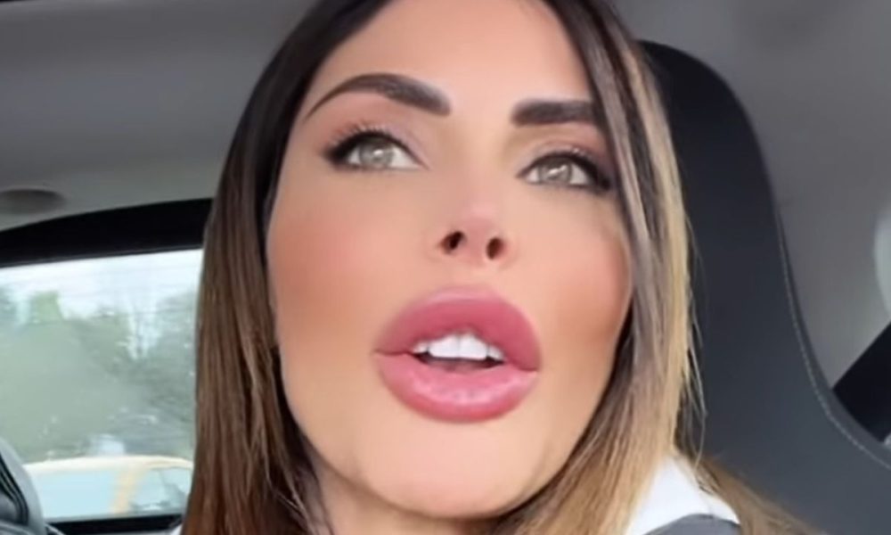 Guendalina Tavassi furiosa sui social: “C’è gente di mer*a dietro a tante strutture”