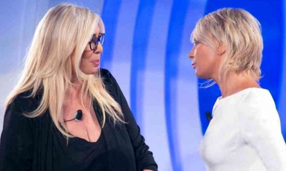 Mara Venier: il messaggio a Maria De Filippi dopo la morte di Costanzo