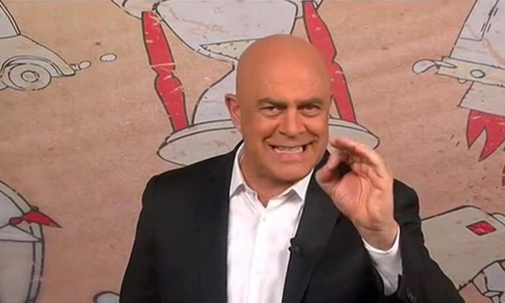 Maurizio Crozza non si tocca: siglato l’accordo con Warner