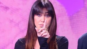 Belen Rodriguez è incinta? Un like fa crescere il sospetto