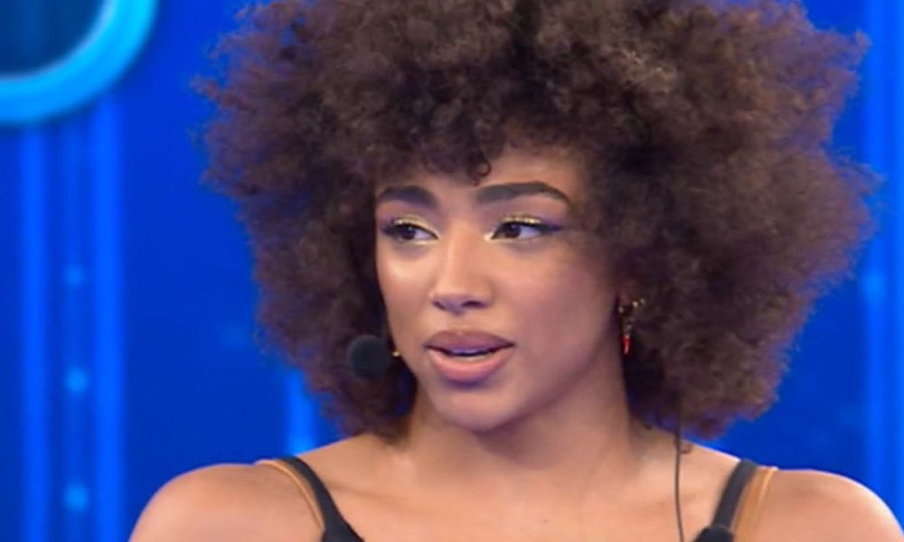 Megan Ria: “Ero innamorata di Marco Carta. Pazza di lui”