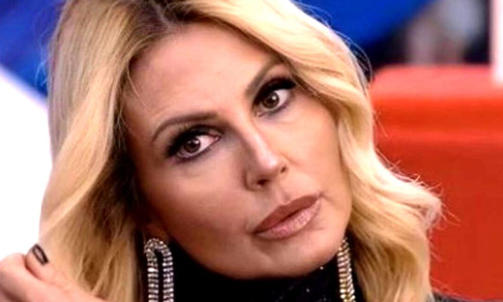 Nathaly Caldonazzo torna come naufraga all’Isola dei Famosi 2023