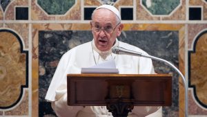 Papa Francesco: stop ad un particolare privilegio dei Cardinali
