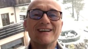 Signorini, problemi d’invidia: “Pseudo amici”, lo sfogo