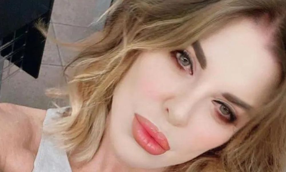 Alba Parietti: “Disse che mio figlio sarebbe morto se non avessi fatto un rito”