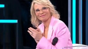 Amici22, le anticipazioni: chi è l’eliminato della puntata di stasera