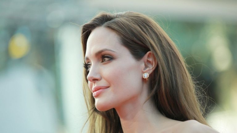 angelina jolie nuovo amore
