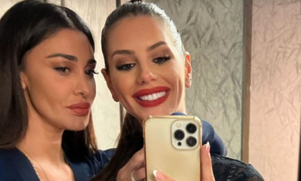 Antonella Fiordelisi: la foto con Belén che mette fine ad ogni gossip