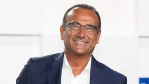 Carlo Conti in vena di confessioni: “Mai una trasgressione, mai fumato”