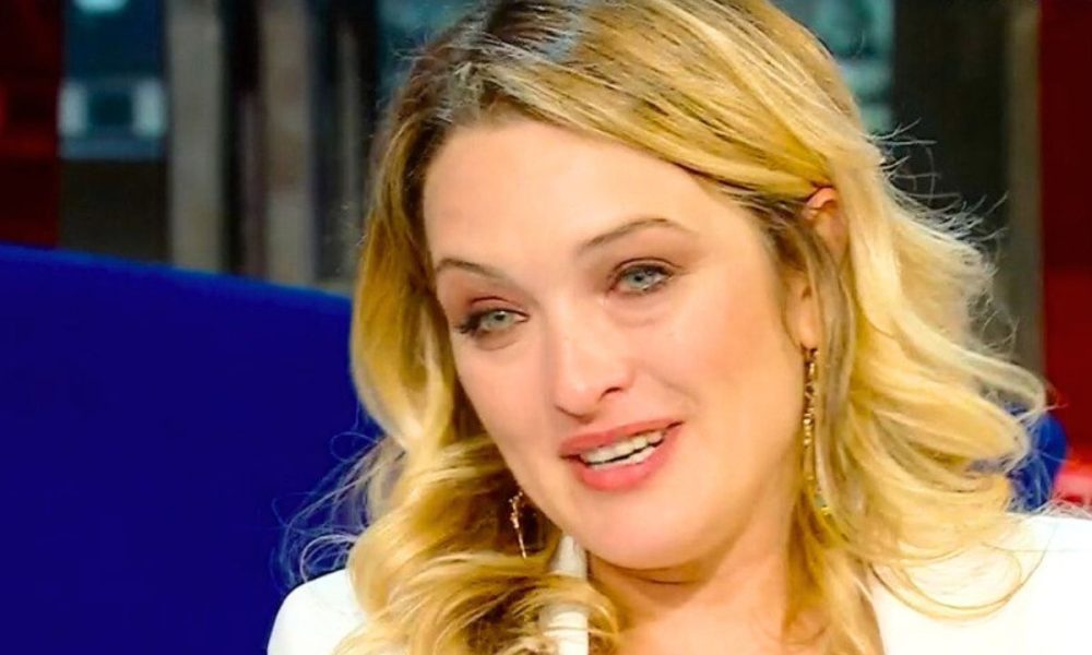 Carolina Crescentini dopo Mare Fuori: “Mi abbracciano per strada”
