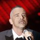 eros ramazzotti croce rossa