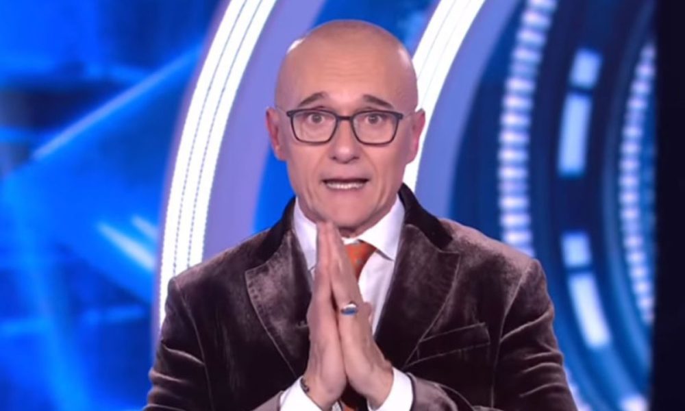 GF Vip, due di picche per Signorini: due ex concorrenti disertano la festa
