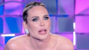 Ilary Blasi a Verissimo: “Totti? Non è il momento”