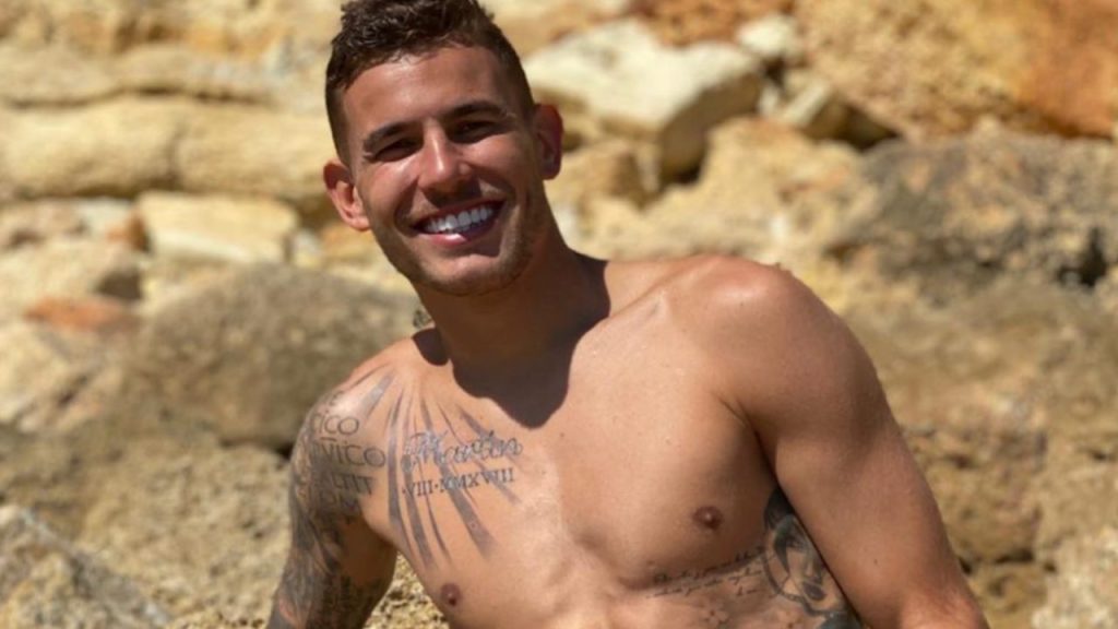 "Cristina Buccino, te lo regalo": la moglie del calciatore accusa la showgirl 42 Lucas Hernandez