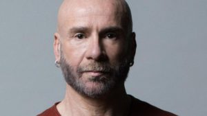 Mario Venuti colpito con un calcio al petto dopo una lite in strada