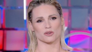 Michelle Hunziker, nonna single e senza corteggiatori: “Non c’è nessuno”