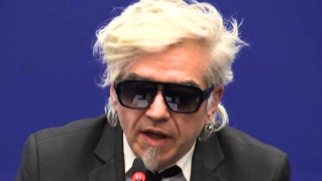 Morgan sul Festival di Sanremo: "Ca**i vostri. Non è vero" 41 morgan festival sanremo