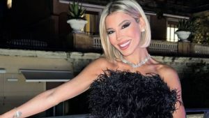 Oriana Marzoli palpata in discoteca: la condanna del gesto sui social