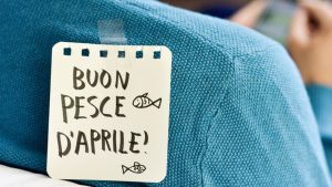 Il pesce d’aprile: viaggio alle origini dello scherzo
