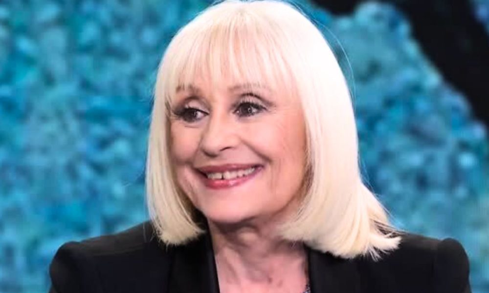 Raffaella Carrà, la malattia: 2 anni fa la morte del caschetto biondo