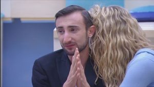 Ramon eliminato da Amici: il popolo del web insorge contro Cricca