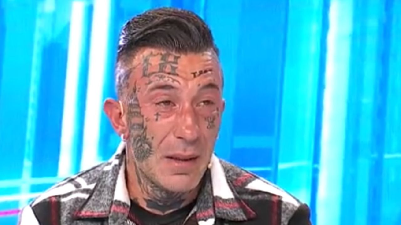 Simone Coccia: lacrime in diretta dopo l'addio a Stefania e gli attacchi social 41 Simone Coccia