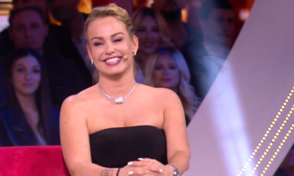 Sonia Bruganelli come Chiara Ferragni al GF Vip: il messaggio “nascosto”