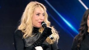 Valeria Marini: caos a Il Cantante Mascherato, cos’è successo