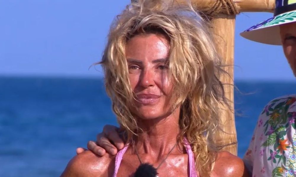 Marina La Rosa, bordata a Nathaly Caldonazzo: “Ossa e protesi”