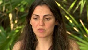 Cristina Scuccia cambia idea all’Isola dei Famosi: l’ex suora in bikini