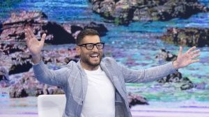 Enrico Papi, tensioni all’Isola dei Famosi: “Non mi cacciano”