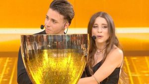 Mattia Zenzola vince Amici22 battendo Angelina: la percentuale