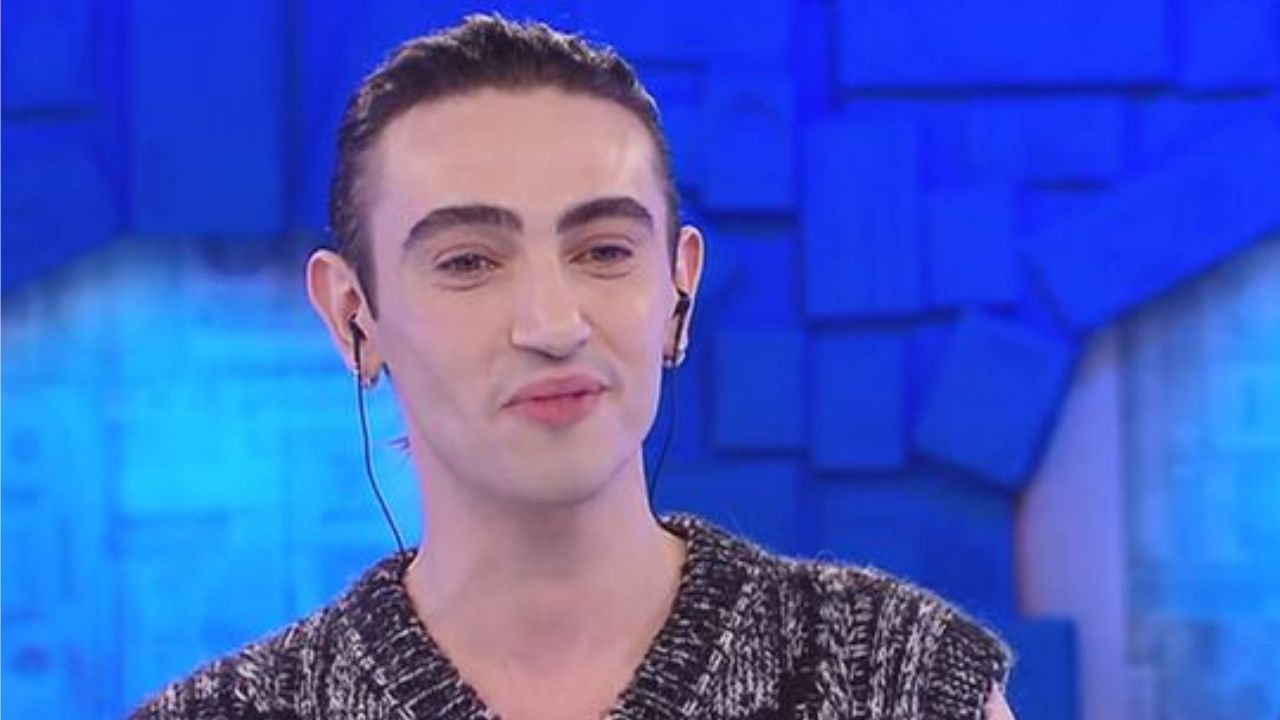Michele Bravi non è più single: "C'è una persona al mio fianco" 41 michele bravi single