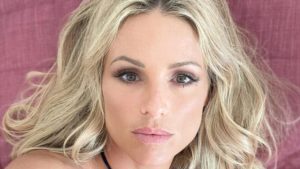 Michelle Hunziker sul divorzio da Trussardi: “Le mie figlie ne hanno sofferto”