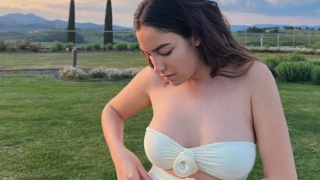 Nilufar Addati respinge i complimenti sui social: "Non potete scrivere quelle robe" 41 Nilufar Addati