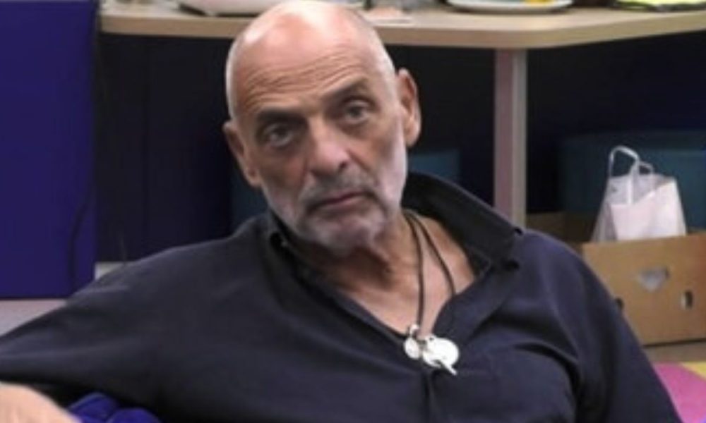 Paolo Brosio: “Dopo 10 minuti che mamma è morta è accaduto un miracolo”