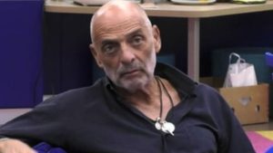 Paolo Brosio: “Dopo 10 minuti che mamma è morta è accaduto un miracolo”
