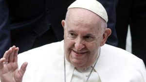 Papa Francesco in Rai: è la prima volta in uno studio tv