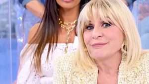 Uomini e Donne chiude, ma non del tutto: andrà in onda “il meglio di”