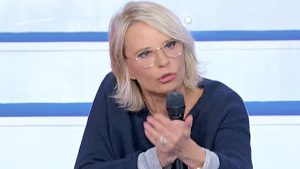 Uomini e Donne: le indiscrezioni sui primi nomi dei nuovi tronisti