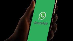 Chat Lock: che cos’è e come funziona la novità di WhatsApp