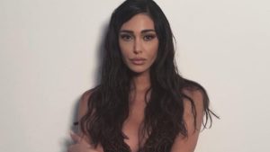“Hai i milioni e non sai parlare”: l’attacco a Belen sulla grammatica italiana