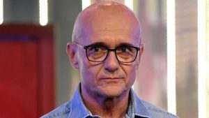 GF, Signorini a caccia di vip: spunta il nome di Annalisa Chirico