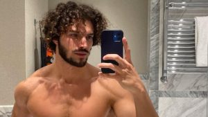 Gian Maria Sainato fa chiarezza post Isola: “Più che bisessuale mi definirei pansessuale”