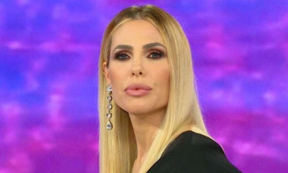Mediaset, si chiude l’era di Ilary Blasi: la conduttrice epurata dalla rete