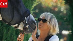 Maria De Filippi: la prima vacanza estiva senza Maurizio Costanzo