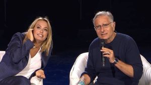 Paolo Bonolis e Sonia Bruganelli: “Crisi iniziata anni fa”
